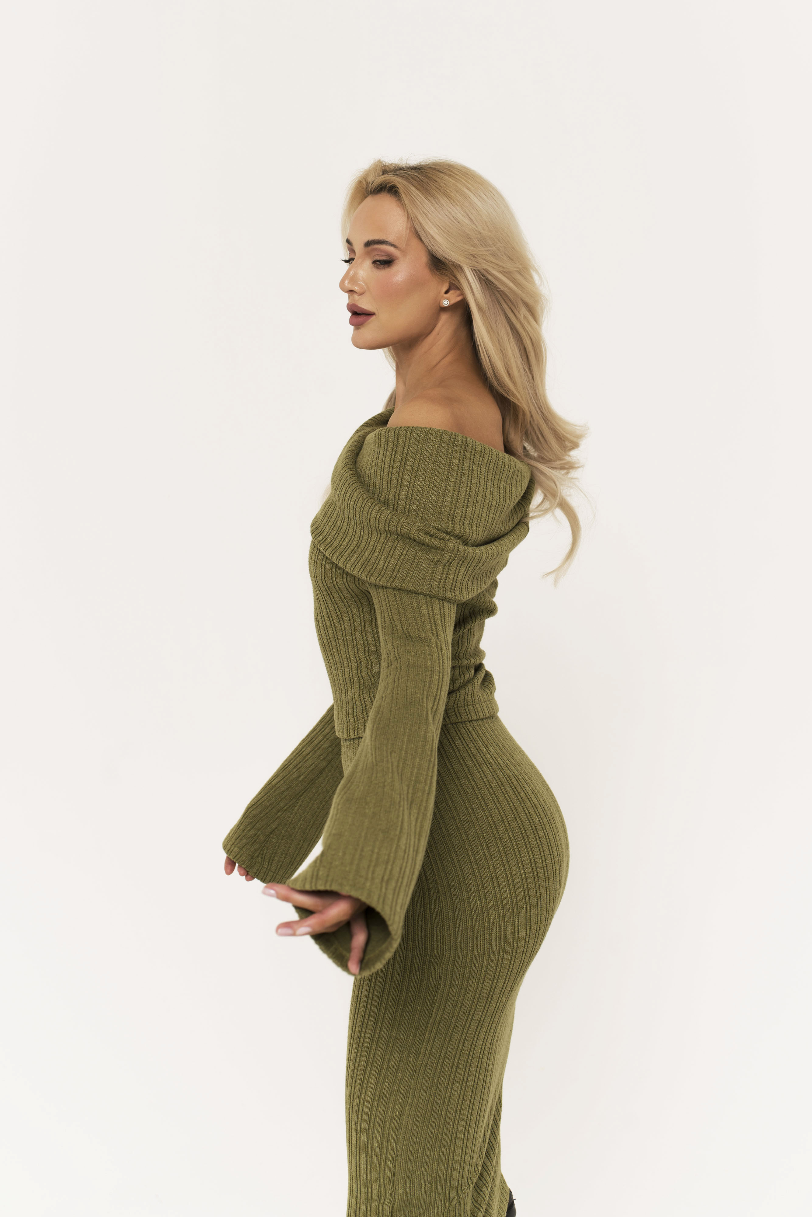 MIDI olive green knitted suit "Luna"
