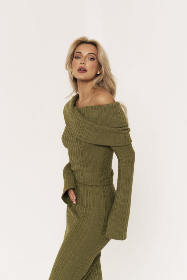 MIDI olive green knitted suit "Luna"